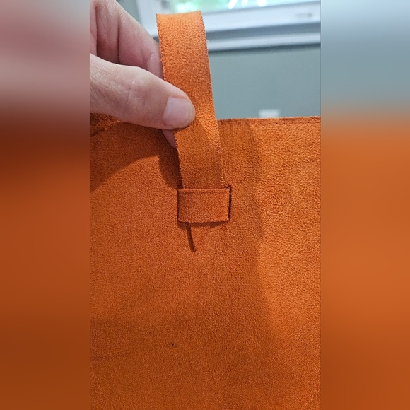 LAILA GEIR NESS Vegan Suede Orange Boho Style Bucket Bag With Coin Purse.NWOT - Picture 7 of 14